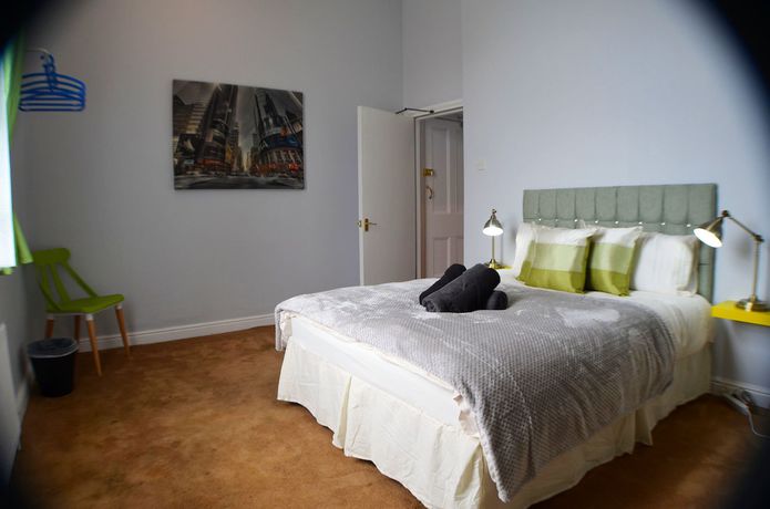 Imagen de la habitación del Casa de Huéspedes Queens Guesthouse Manchester. Foto 12