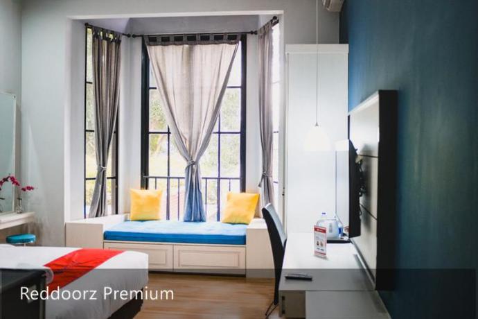 Imagen de la habitación del Casa de Huéspedes Reddoorz Premium Near Rs Pondok Indah. Foto 13
