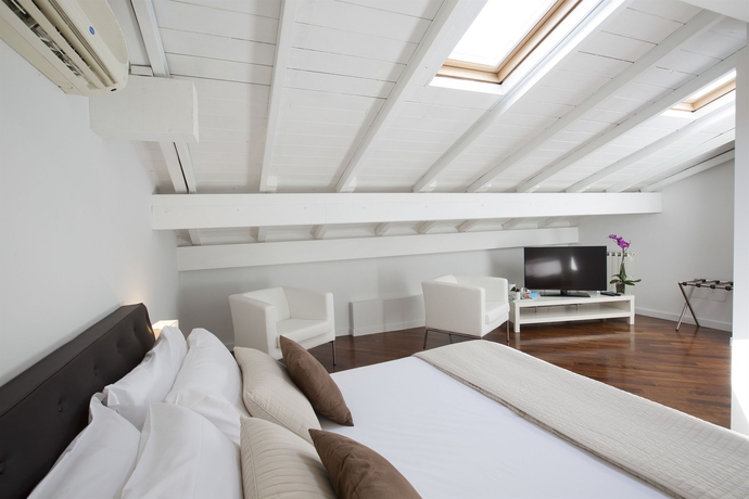 Imagen de la habitación del Casa de Huéspedes Relais Arco Della Pace. Foto 5