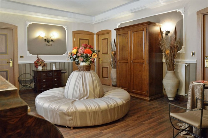 Imagen de los interiores del Casa de Huéspedes Residenza Antica Roma. Foto 16