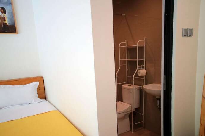 Imagen general del Casa de Huéspedes Roemah Kenari. Foto 4