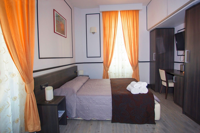 Imagen de la habitación del Casa de Huéspedes Royal Suite Du Vatican. Foto 5