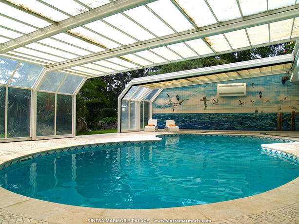Imagen de la piscina del Casa de Huéspedes Sintra Marmòris Palace. Foto 6
