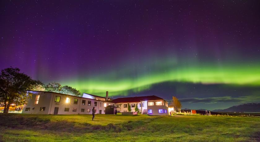 Imagen de los exteriores del Casa de Huéspedes Skjaldarvik Guest House. Foto 8