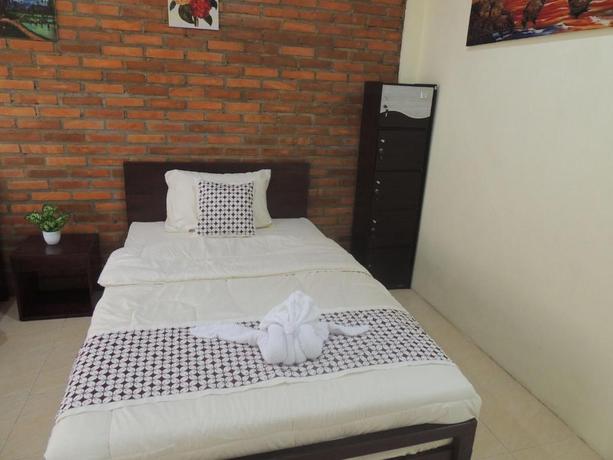 Imagen de la habitación del Casa de Huéspedes Srikayah Syariah by Ndalem Beong. Foto 3