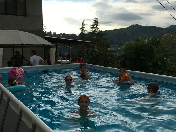 Imagen de la piscina del Casa de Huéspedes Sterh. Foto 24