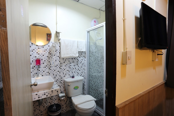 Imagen de la habitación del Casa de Huéspedes Sukhumvit 20 Guest House. Foto 9