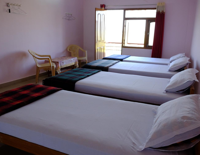 Imagen general del Casa de Huéspedes Suma, Bodhgaya. Foto 2