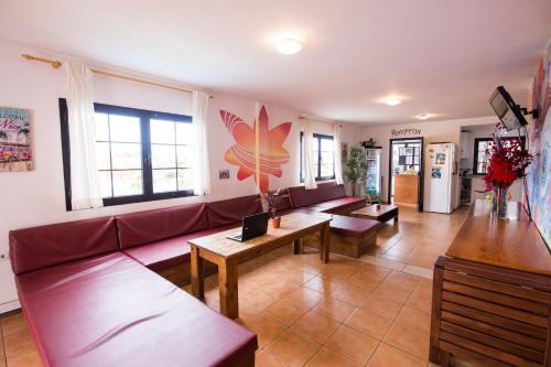 Imagen de los interiores del Casa de Huéspedes Surf Riders Fuerteventura - Adults Only. Foto 14