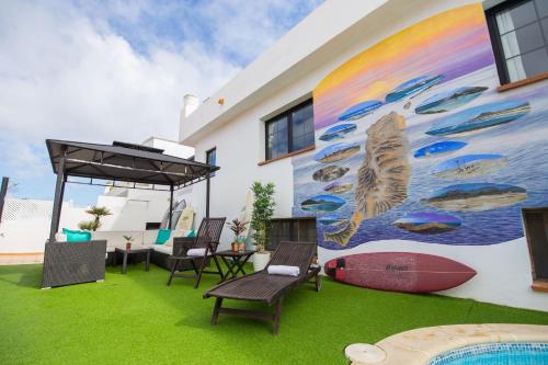 Imagen de los exteriores del Casa de Huéspedes Surf Riders Fuerteventura - Adults Only. Foto 7