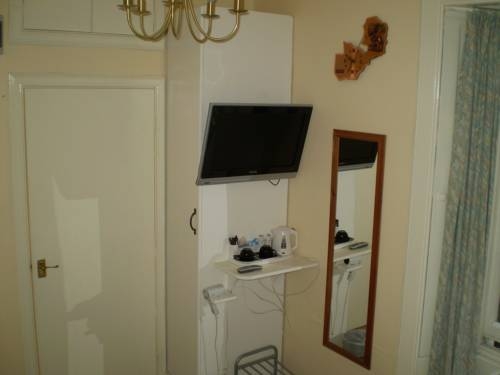 Imagen general del Casa de Huéspedes The Guards Hotel. Foto 2