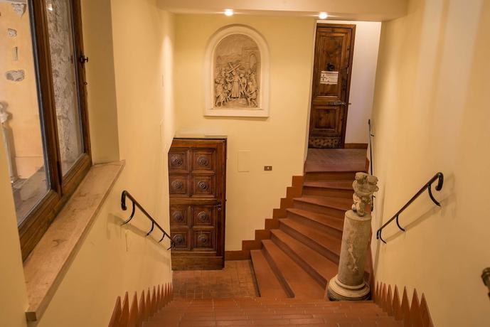 Imagen de los interiores del Casa de Huéspedes Trevi Rome Suite. Foto 14