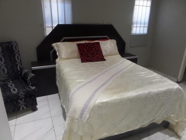 Imagen de la habitación del Casa de Huéspedes Tshedza. Foto 28