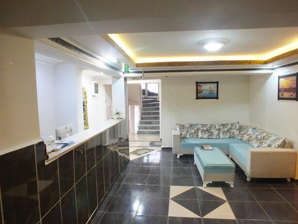 Imagen de la habitación del Casa de Huéspedes Uyar Palace. Foto 18