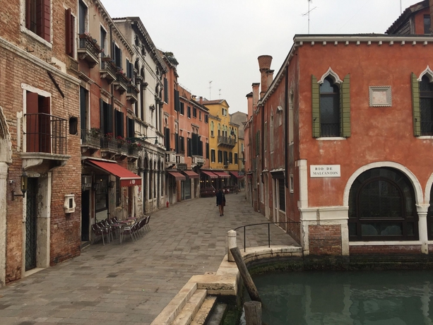 Imagen de los exteriores del Casa de Huéspedes Venice Resorts. Foto 7