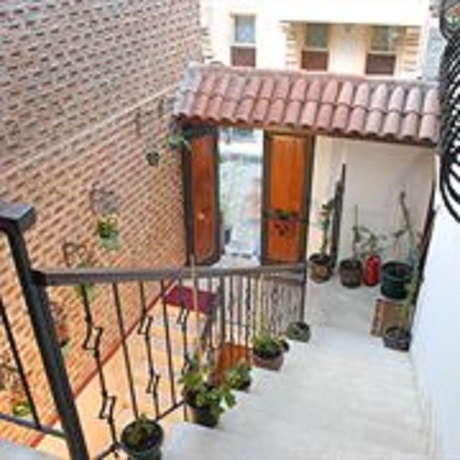 Imagen de los interiores del Casa de Huéspedes Villa Sphendone Suites. Foto 13