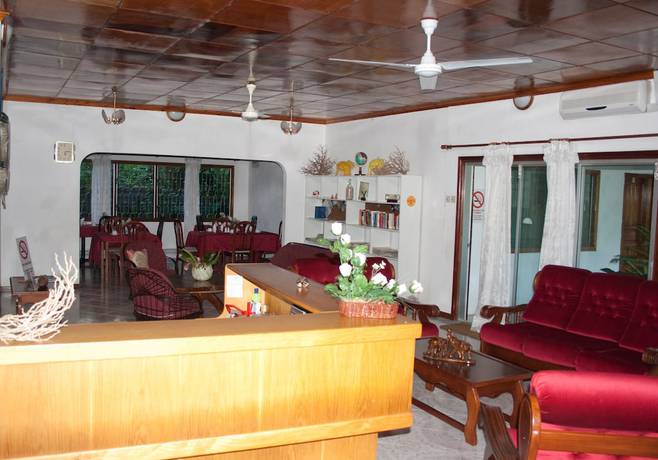 Imagen de los interiores del Casa de Huéspedes Villa de Roses. Foto 15
