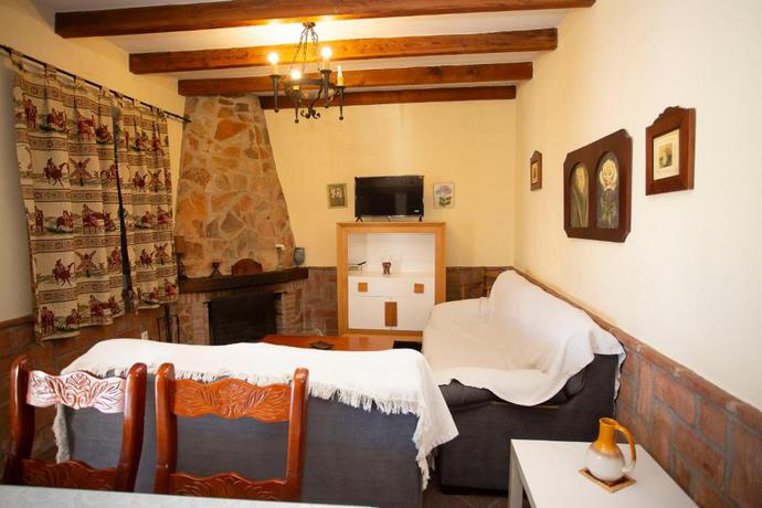 Imagen de los interiores del Casa de Huéspedes Viviendas Tur&iacute;sticas El Mero. Foto 5