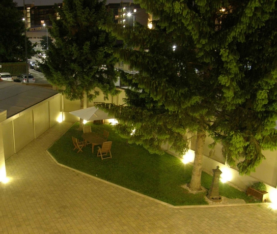 Imagen de los exteriores del Casa de Huéspedes Zuretti 61. Foto 10