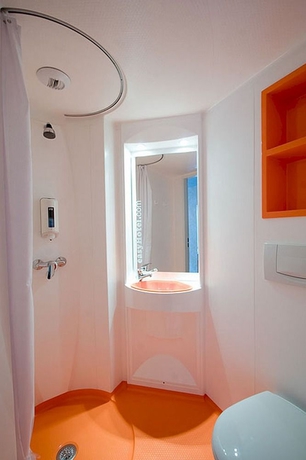 Imagen de la habitación del Casa de Huéspedes easyHotel Budapest Oktogon. Foto 8