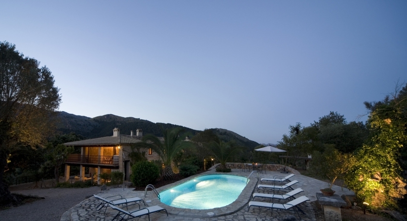 Imagen del bar/restaurante del Finca Rústica AGROTURISMO VALL DE POLLENSA. Foto 3