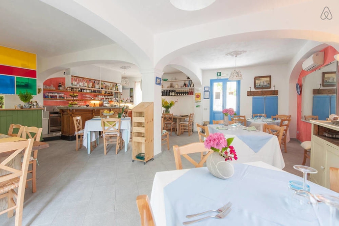 Imagen de los interiores del Finca Rústica Agriturismo La Pergola Dei Paggi. Foto 15