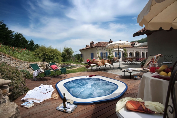 Imagen de la piscina del Finca Rústica Agriturismo Marcarini. Foto 16