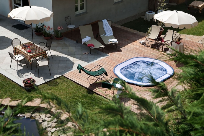 Imagen de los exteriores del Finca Rústica Agriturismo Marcarini. Foto 11