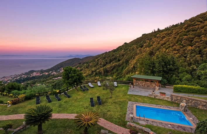 Imagen de la piscina del Finca Rústica Agriturismo Pera Di Basso. Foto 17