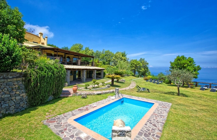 Imagen de la piscina del Finca Rústica Agriturismo Pera Di Basso. Foto 18
