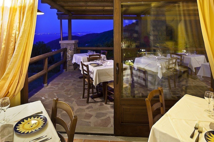 Imagen del bar/restaurante del Finca Rústica Agriturismo Pera Di Basso. Foto 2