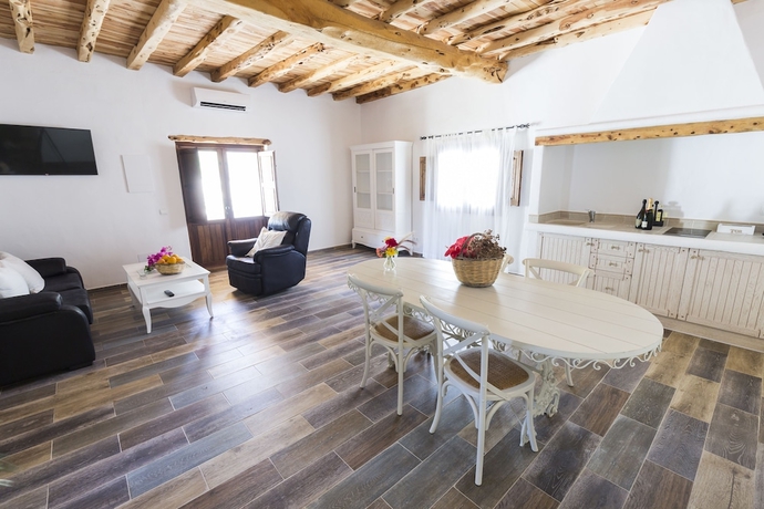 Imagen de la habitación del Finca Rústica Agroturismo Can Guillem. Foto 15