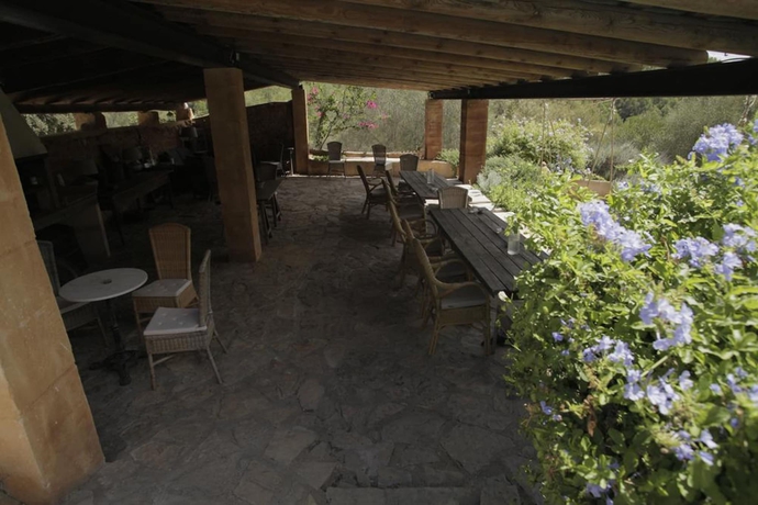Imagen de los exteriores del Finca Rústica Agroturismo Can Torna. Foto 11
