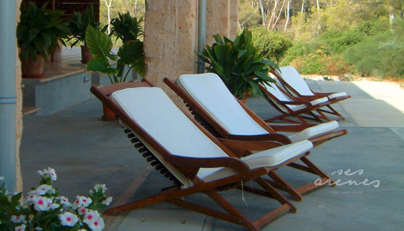 Imagen de los exteriores del Finca Rústica Agroturismo Ses Arenes. Foto 12