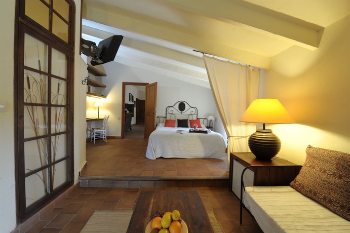 Imagen de los interiores del Finca Rústica Agroturismo Son Pons. Foto 8