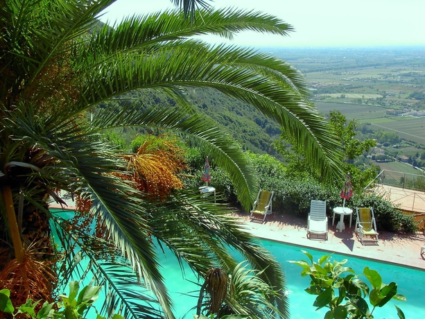 Imagen de la piscina del Finca Rústica Borgo Degli Aranci. Foto 5