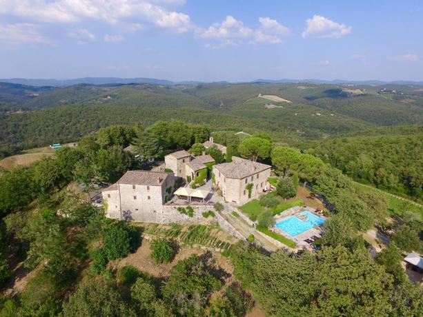 Imagen de los exteriores del Finca Rústica Borgo Livernano. Foto 9