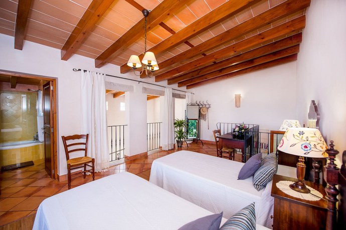 Imagen de la habitación del Finca Rústica Can Bessol. Foto 6