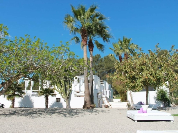 Imagen de los exteriores del Finca Rústica Can Cosmi Prats. Foto 19