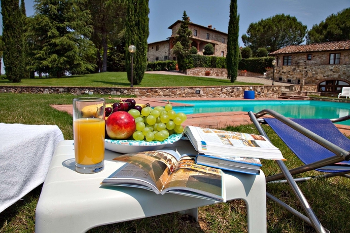 Imagen de los exteriores del Finca Rústica Fattoria Pratale. Foto 9