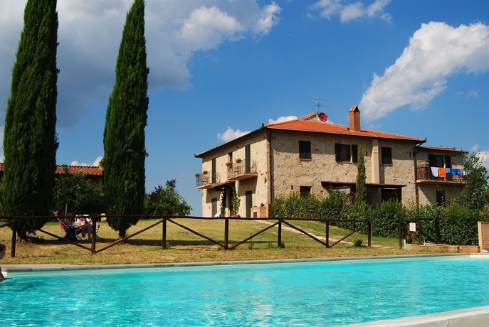 Imagen de la piscina del Finca Rústica Fattoria Voltrona. Foto 15