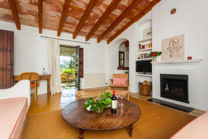 Imagen general del Finca Rústica Hotel Agroturismo Possessi&oacute; Binicomprat. Foto 8