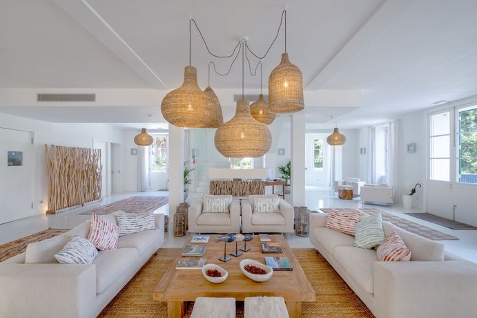 Imagen de los interiores del Finca Rústica Hotel Rural Sant Patrici. Foto 13