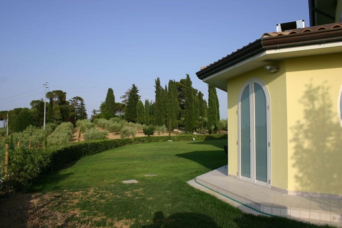 Imagen de los exteriores del Finca Rústica IL PARCO DI KIPO. Foto 13