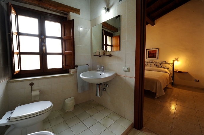 Imagen de la habitación del Finca Rústica Locanda La Rosa. Foto 15