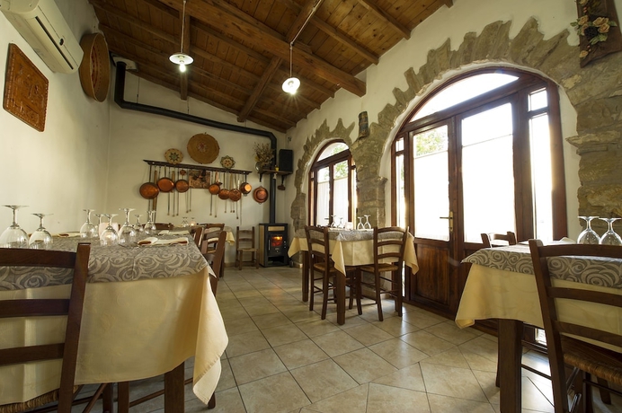 Imagen del bar/restaurante del Finca Rústica Locanda La Rosa. Foto 2