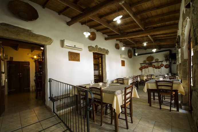 Imagen del bar/restaurante del Finca Rústica Locanda La Rosa. Foto 7