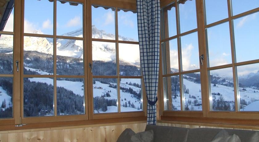 Imagen de los exteriores del Finca Rústica Paracia. Foto 4