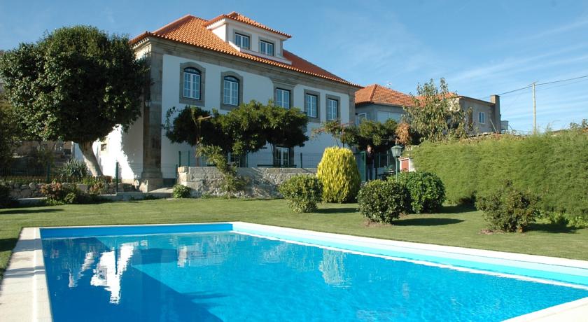 Imagen de la piscina del Finca Rústica Quinta Da Casa Grande De Pinheiro. Foto 6