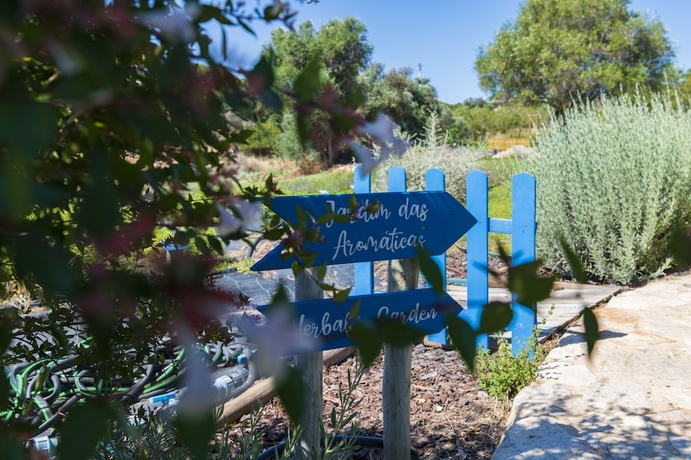 Imagen de los exteriores del Finca Rústica Quinta Do Mel. Foto 18